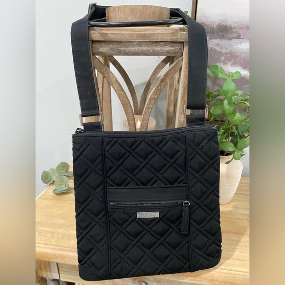 Vera Bradley Handbags - Vera Bradley Black Quilted Crossbody Purse